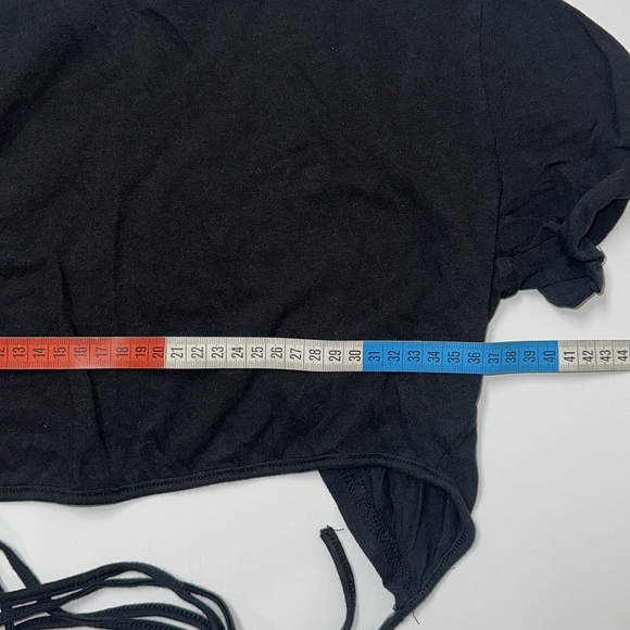 Wrap Around Crop Top - Picture 3 of 5